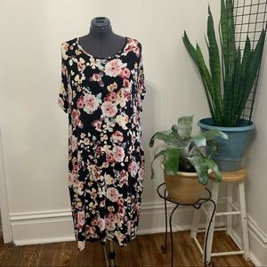 In every story… floral jersey short sleeve dress size 2X